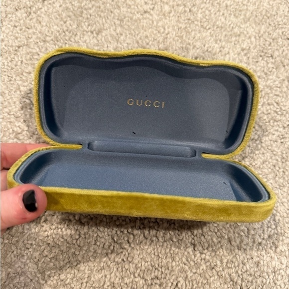 Gucci Women's Eyeglasses Glasses Case Yellow Gold Velvet Hard Clamshell - Picture 5 of 5